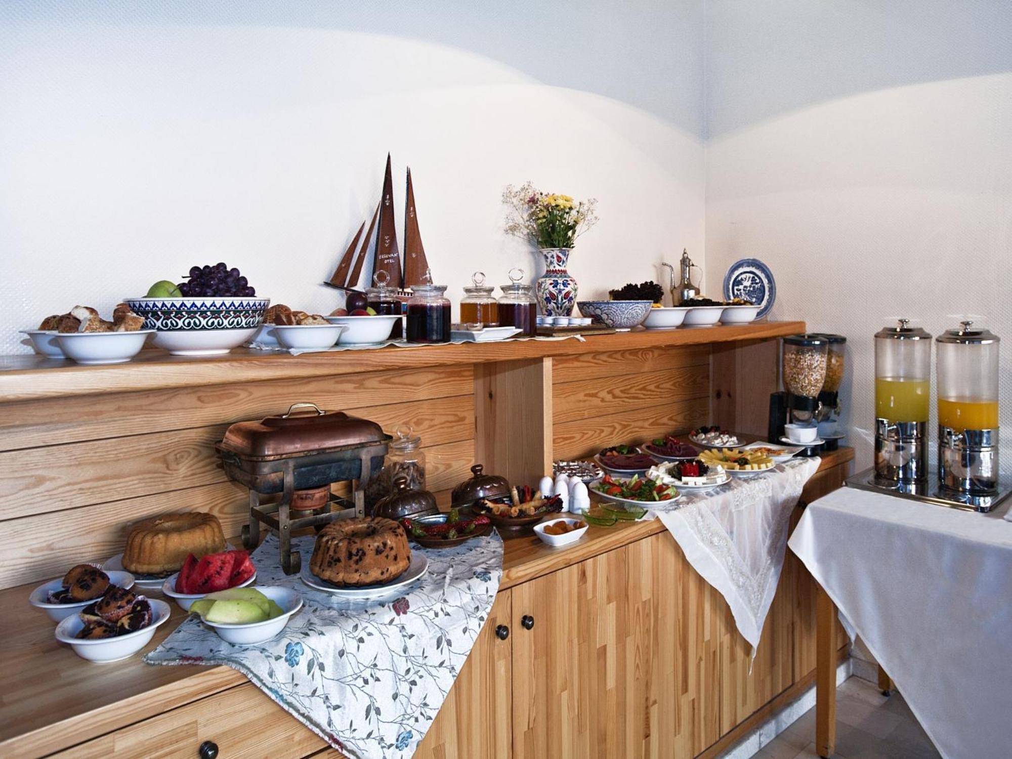 Hotel Erguvan - Special Category Истанбул Екстериор снимка